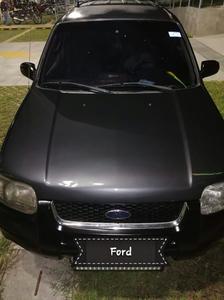 Ford Escape • 2004 • 108,941 km
