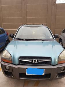 Hyundai Tucson • 2009 • 155,000 km
