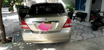 Nissan Tiida • 2012 • 112,000 km