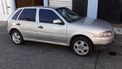 Volkswagen Gol • 2006 • 110,000 km