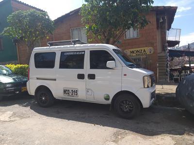 DFSK C37 Minibus • 2015 • 160 km