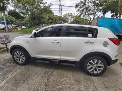 Kia Sportage • 2016 • 65,100 km