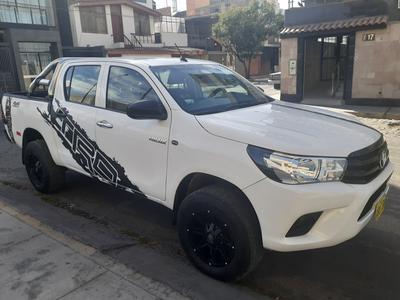 Toyota Hilux • 2016 • 83,000 km
