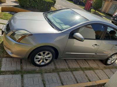 Nissan Sentra 2.0 • 2012 • 110,000 km