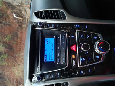 Hyundai Elantra • 2017 • 52,000 km