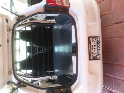 Nissan March • 2017 • 65,500 km