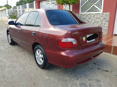Hyundai Accent • 2006 • 190,000 km