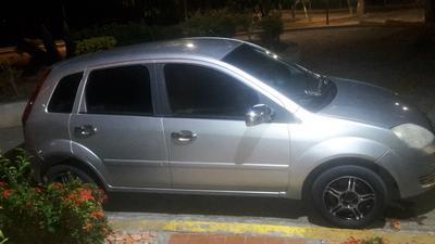 Ford Fiesta • 2004 • 284,000 km