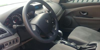 Renault Fluence • 2011 • 42,000 km