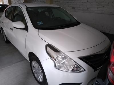 Nissan Versa sense • 2015 • 77,000 km