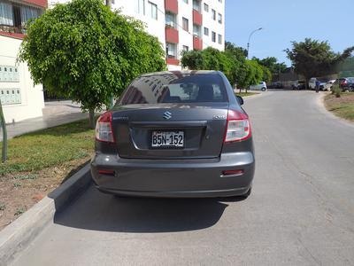 Suzuki SX4 • 2011 • 99,000 km