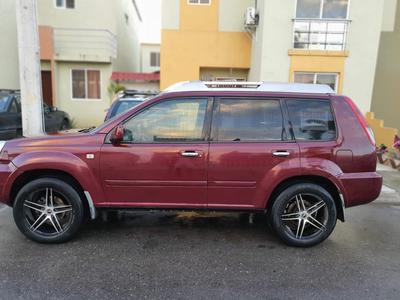 Nissan X-Trail • 2004 • 27,000 km