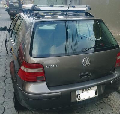 Volkswagen Golf • 2004 • 200,000 km