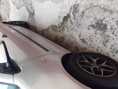 Volkswagen Polo • 2005 • 153,000 km