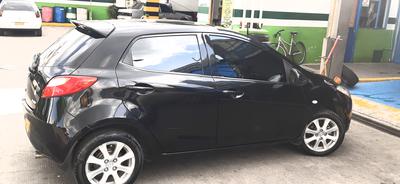 Mazda 2 • 2010 • 114,000 km
