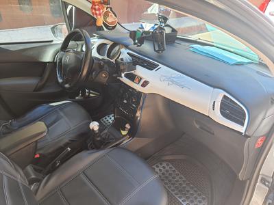 Citroën C3 • 2012 • 120,000 km