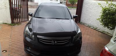 Honda Accord • 2011 • 106,000 km