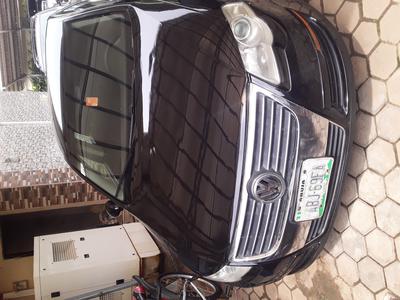 Volkswagen Passat • 2007 • 25 km