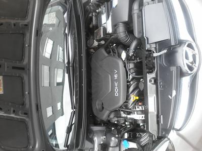 Hyundai Elantra • 2013 • 63,000 km