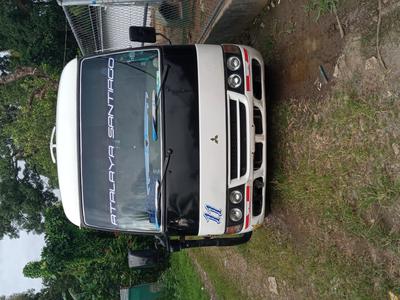 Mitsubishi Fuso canter • 2009 • 0 km