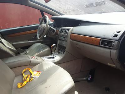 Renault 10 • 2003 • 15,620 km