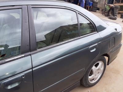 Honda Accord • 2000 • 194,174 km