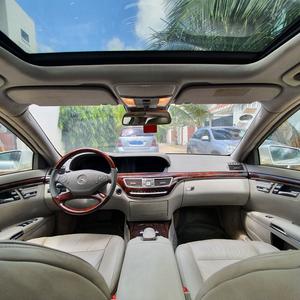Mercedes-Benz S • 2010 • 25,000 km