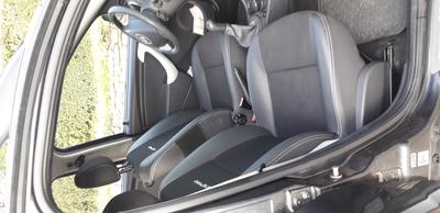 Dacia Sandero • 2012 • 214,500 km