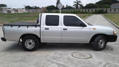 Nissan Np300 • 2015 • 123,800 km