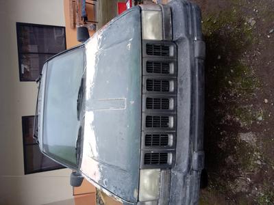 Jeep Cherokee • 1998 • 85,000 km