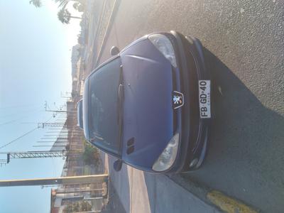 Peugeot 206 • 2004 • 137,000 km
