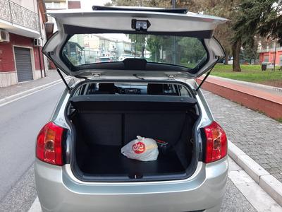 Toyota Corolla • 2005 • 65,000 km