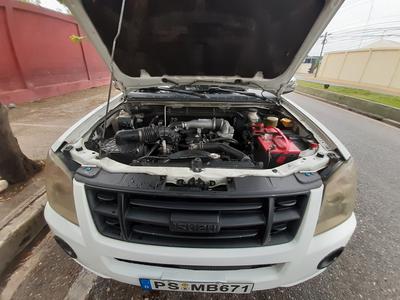 Isuzu D-MAX • 2008 • 150,000 km