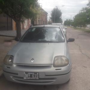 Renault Clio • 2004 • 190 km