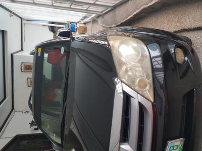 Toyota New Fortuner • 1996 • 120,000 km