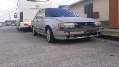 Nissan Sentra • 1998 • 200,000 km