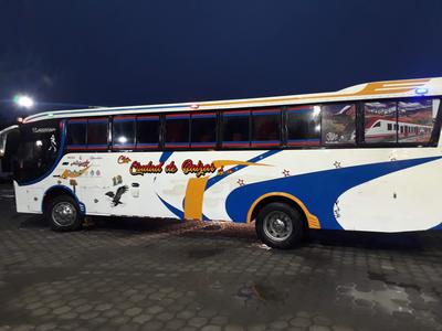 Hino GD 1226 • 2002 • 0 km