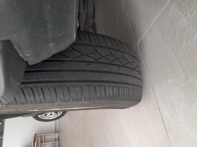 Land Rover Discovery • 2009 • 257,000 km