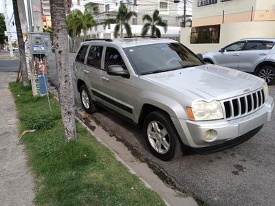 Jeep Grand Cherokee • 2005 • 110,000 km
