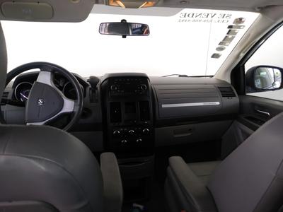Dodge Grand Caravan • 2010 • 1 km