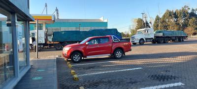 Nissan Np300 • 2016 • 165,000 km