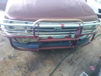 Toyota Hilux • 2001 • 209,213 km