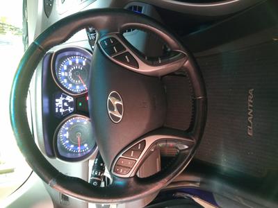 Hyundai Elantra • 2013 • 120,000 km