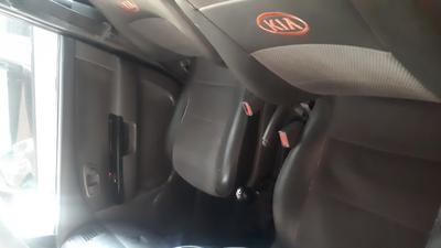 Kia Carens • 2003 • 235,322 km