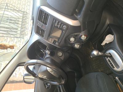 Nissan Versa • 2014 • 1,900 km