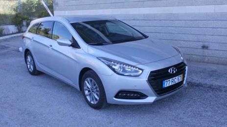 Hyundai i40 • 2016 • 2,100 km