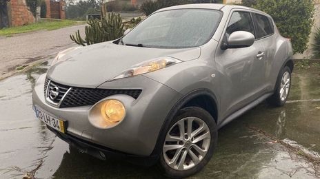 Nissan Juke • 2011 • 180,000 km