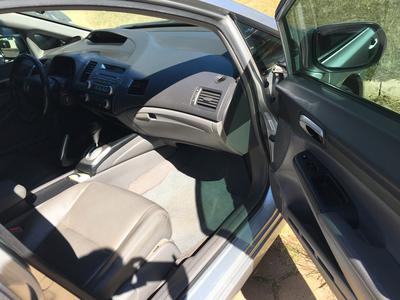 Honda Civic • 2010 • 123,000 km