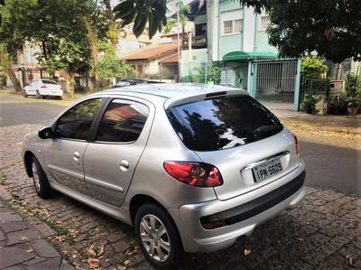 Peugeot 207 • 2009 • 70,000 km