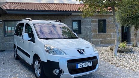 Peugeot 107 • 2009 • 297,000 km